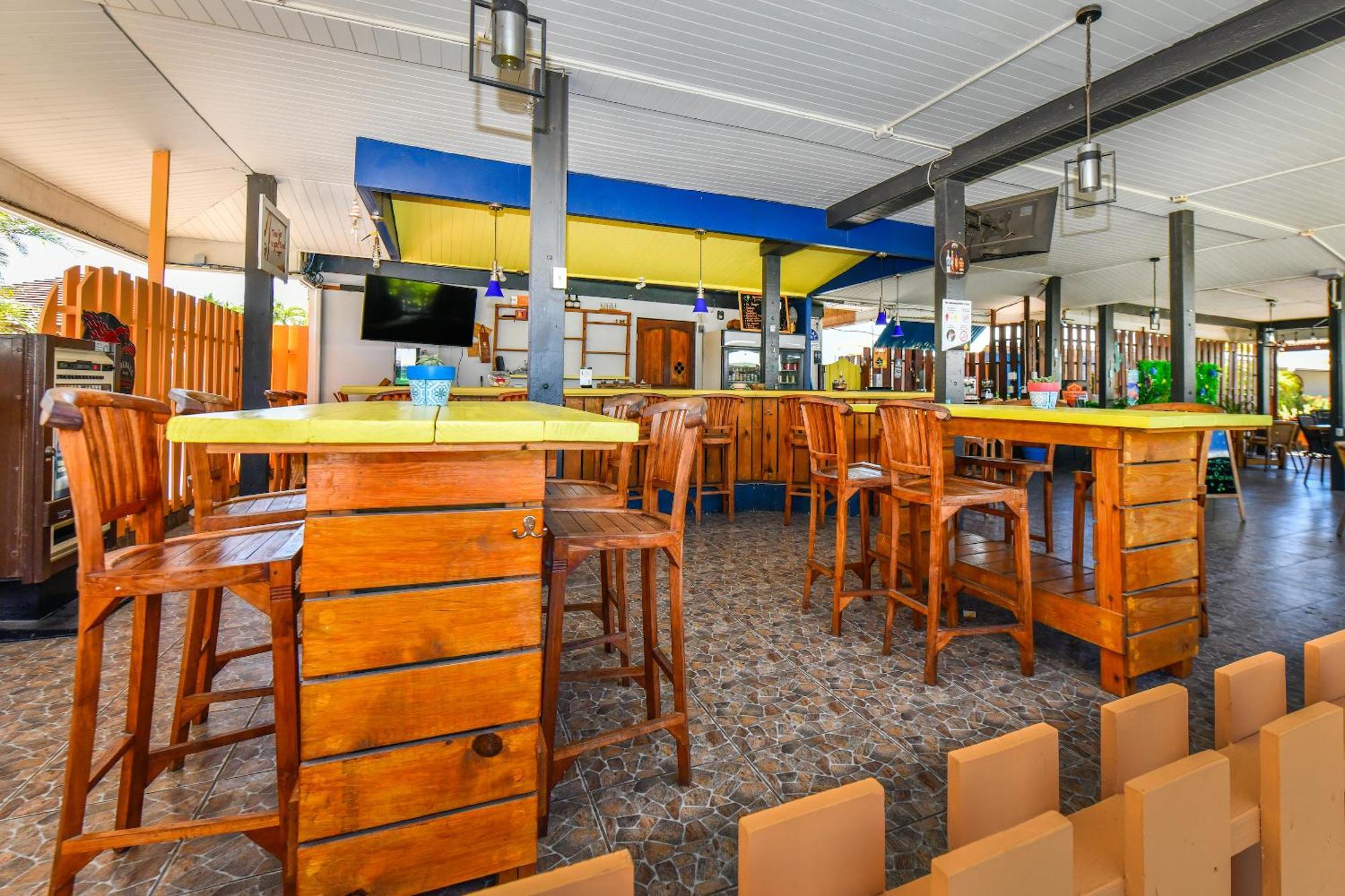 Aruba Blue Village Hotel And Apartments パームビーチ エクステリア 写真
