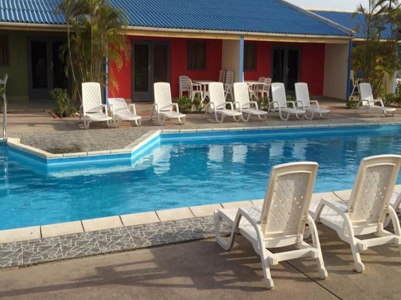 Aruba Blue Village Hotel And Apartments パームビーチ エクステリア 写真
